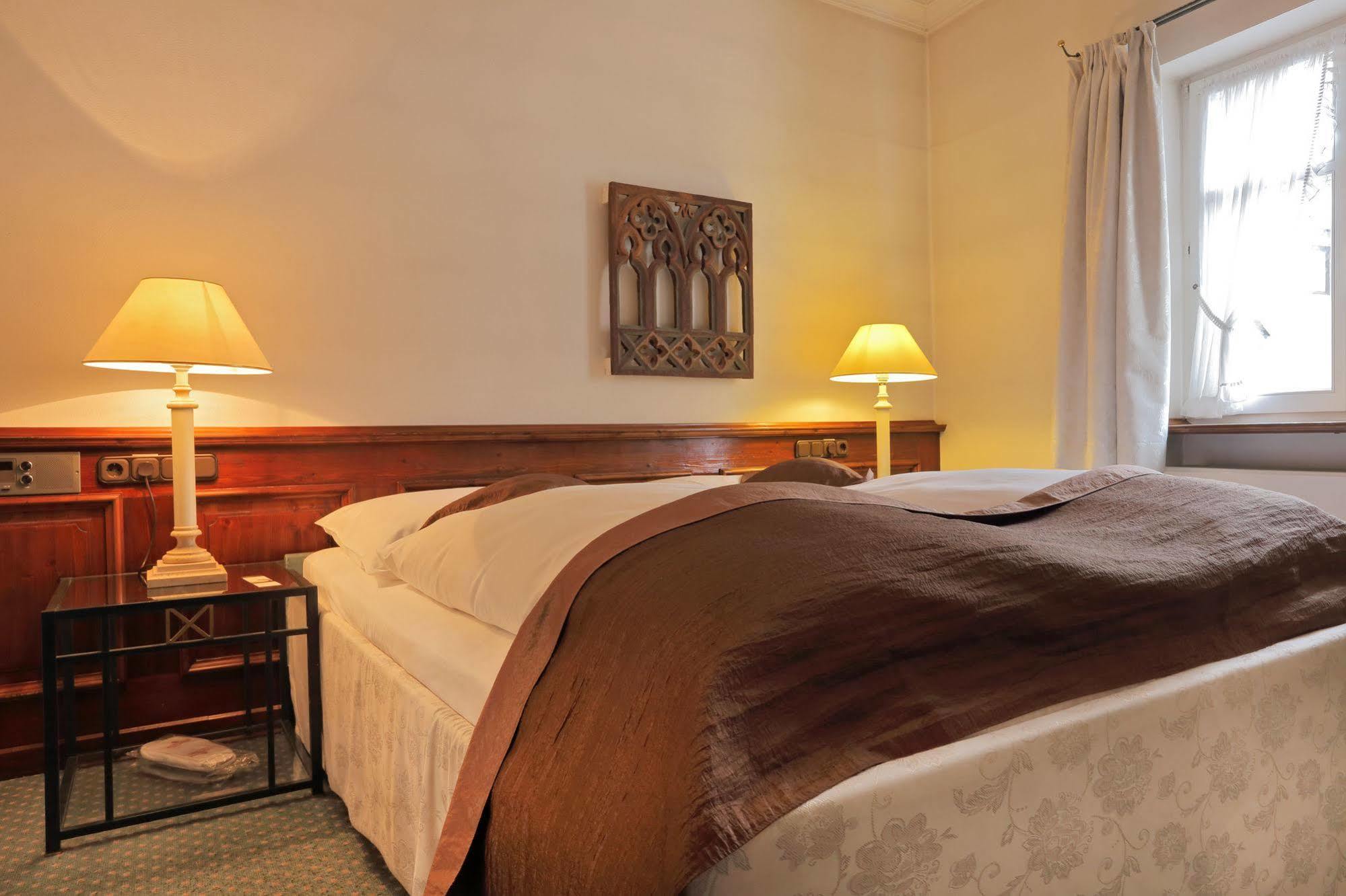 Romantik Hotel Zur Schwane フォルカッハ エクステリア 写真