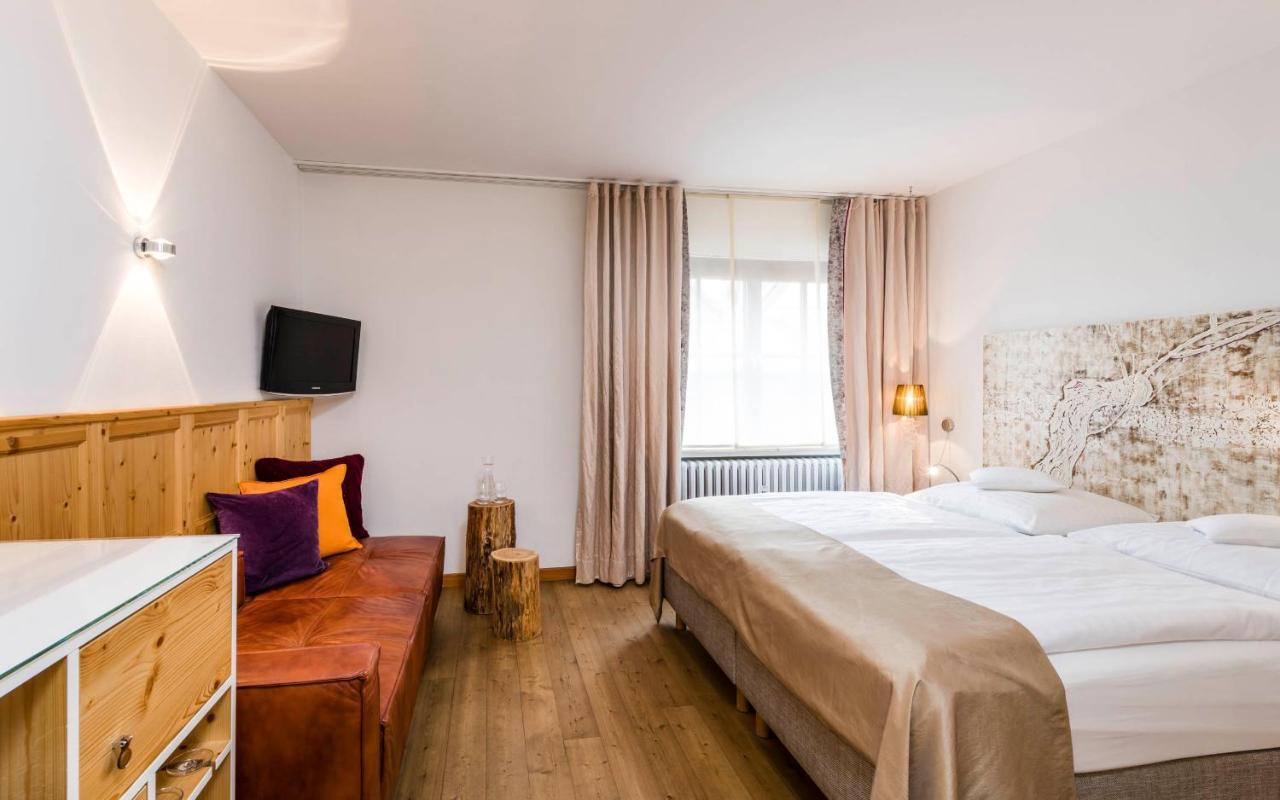 Romantik Hotel Zur Schwane フォルカッハ エクステリア 写真